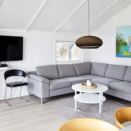 8 Person Holiday In Slagelse بيت للعطل *